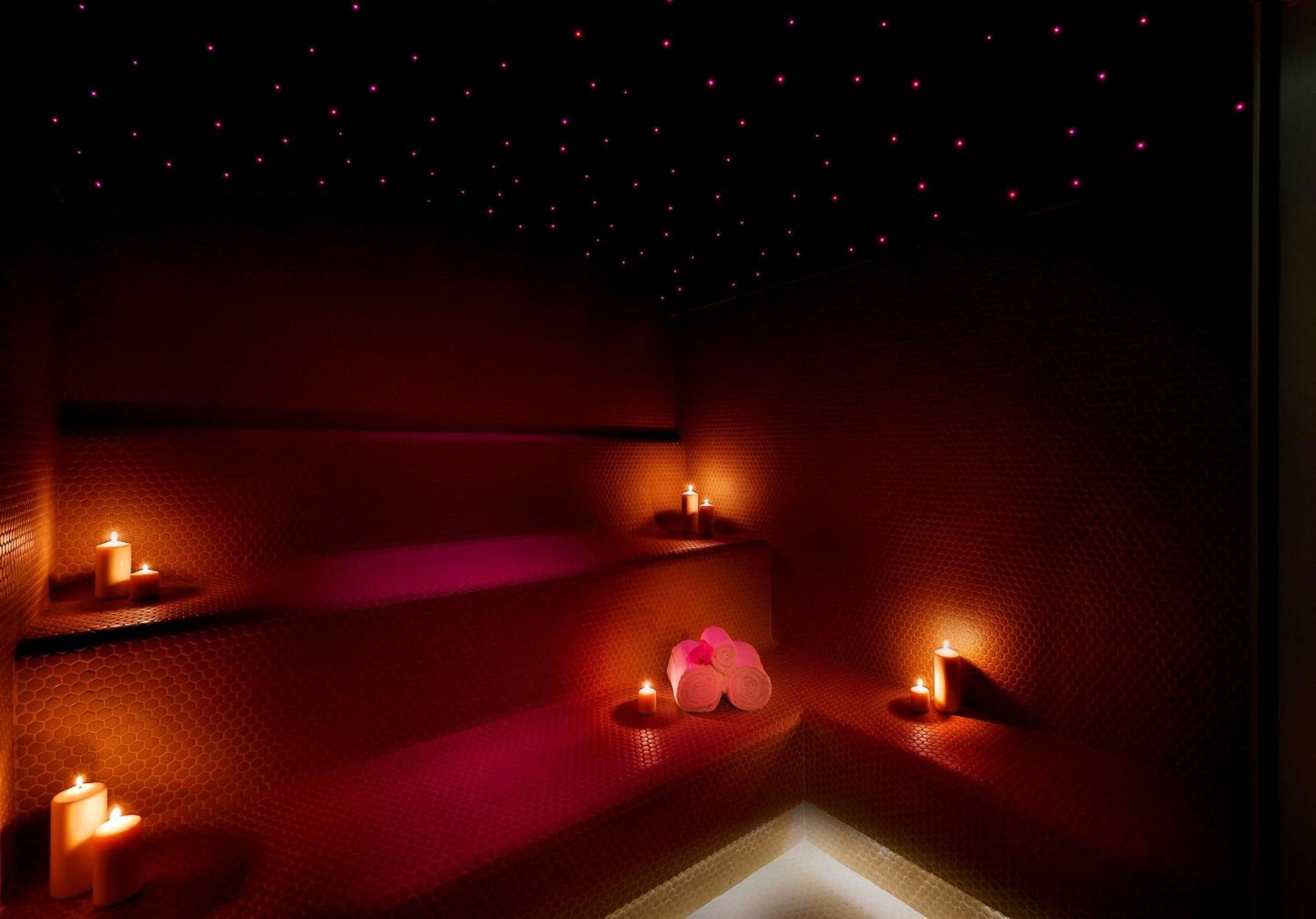 Alrayyan Hotel Doha, Curio Collection By Hilton Al Rayyan Экстерьер фото A salt cave in Germany