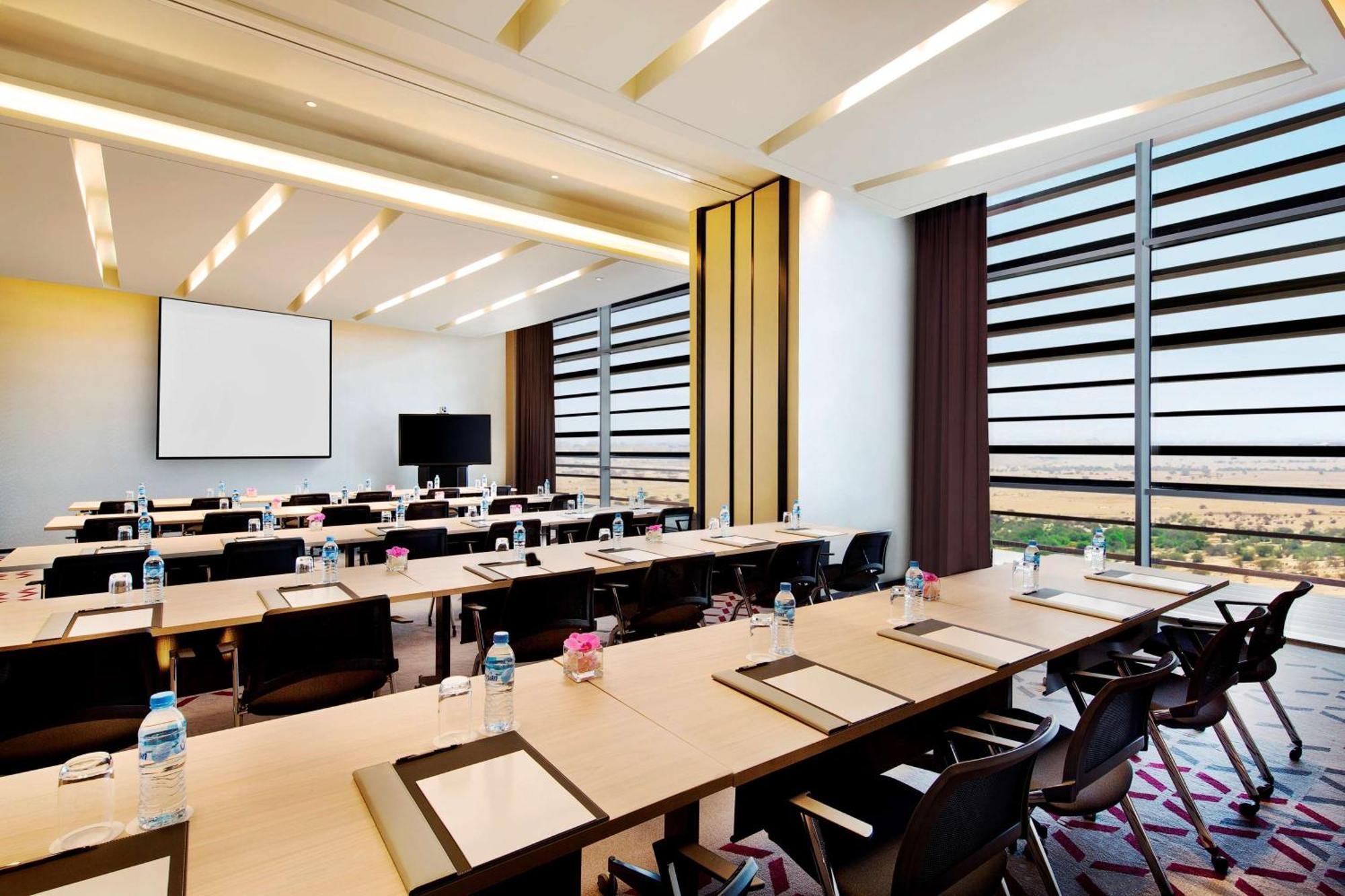 Alrayyan Hotel Doha, Curio Collection By Hilton Al Rayyan Экстерьер фото Meeting room