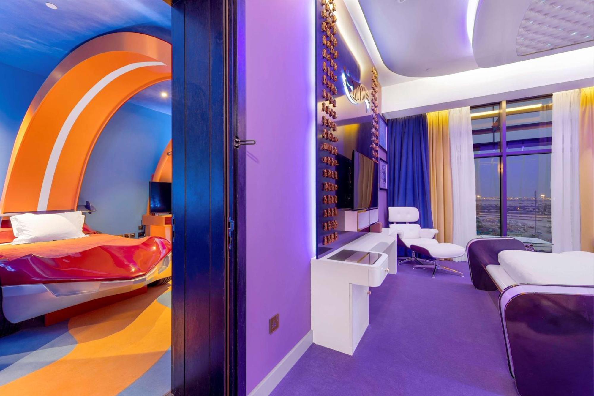 Alrayyan Hotel Doha, Curio Collection By Hilton Al Rayyan Экстерьер фото A suite at the hotel