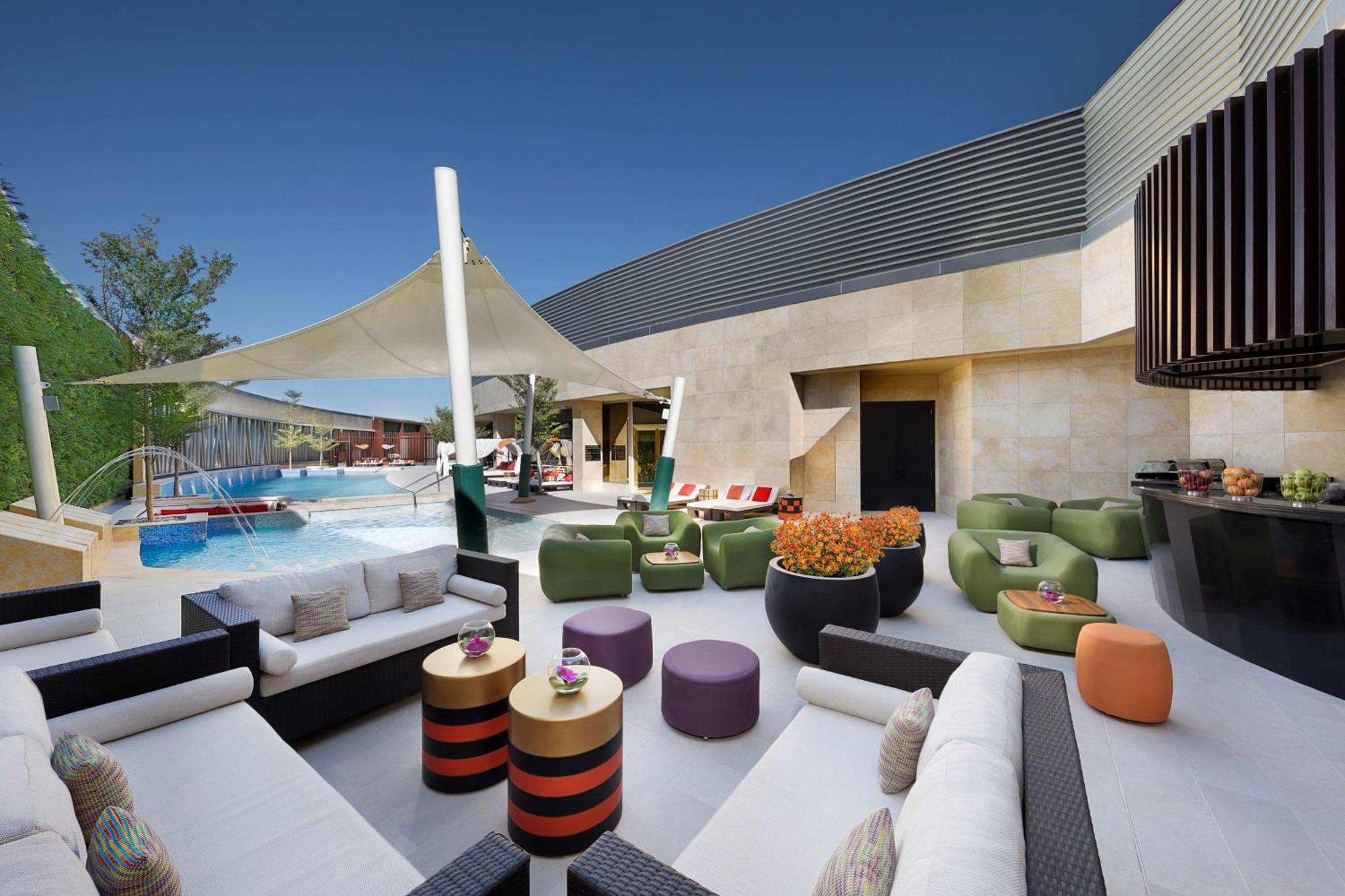 Alrayyan Hotel Doha, Curio Collection By Hilton Al Rayyan Экстерьер фото The pool at the W Dubai - Jumeirah Beach
